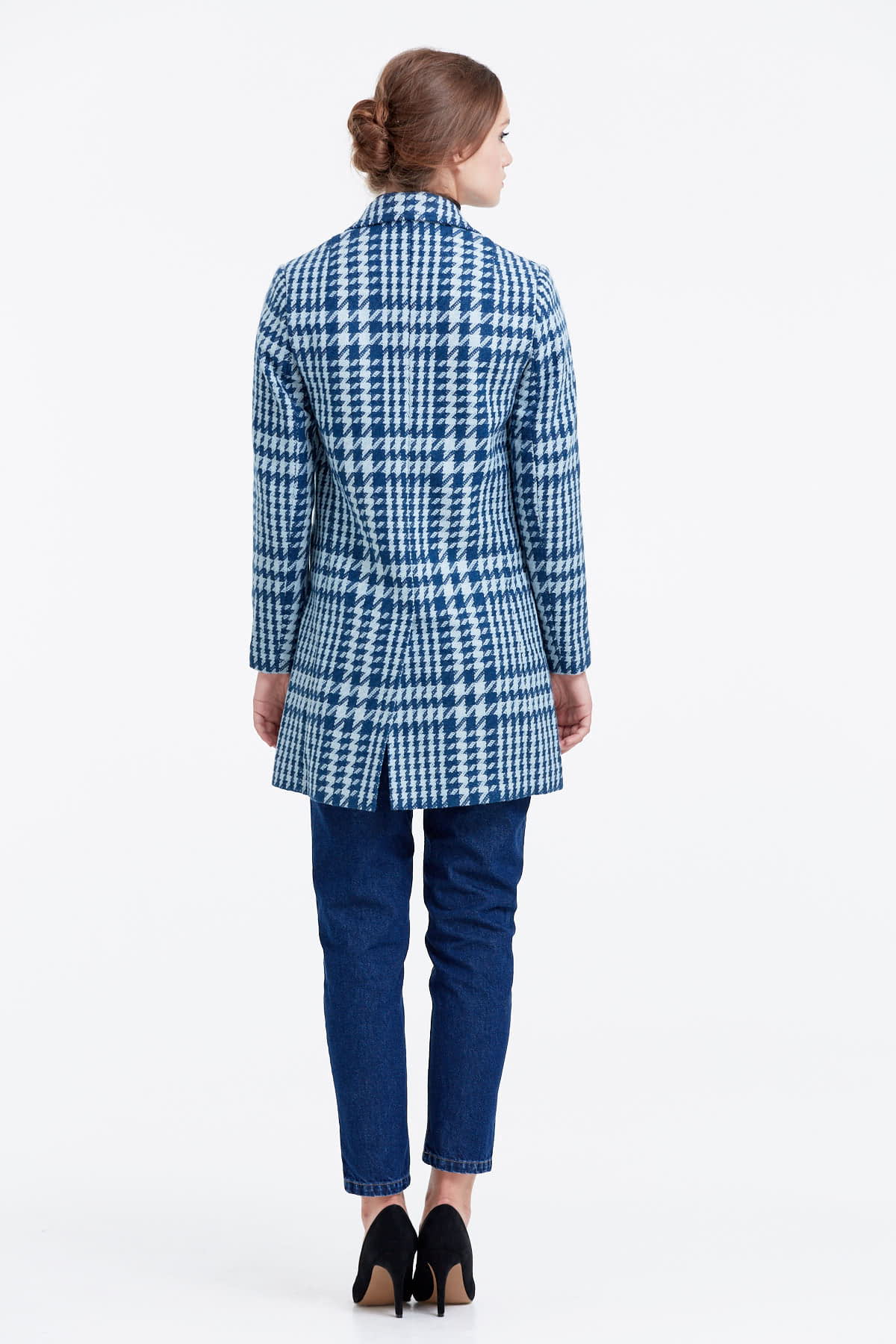 Long double-breasted jacket with a houndstooth print, photo 3
