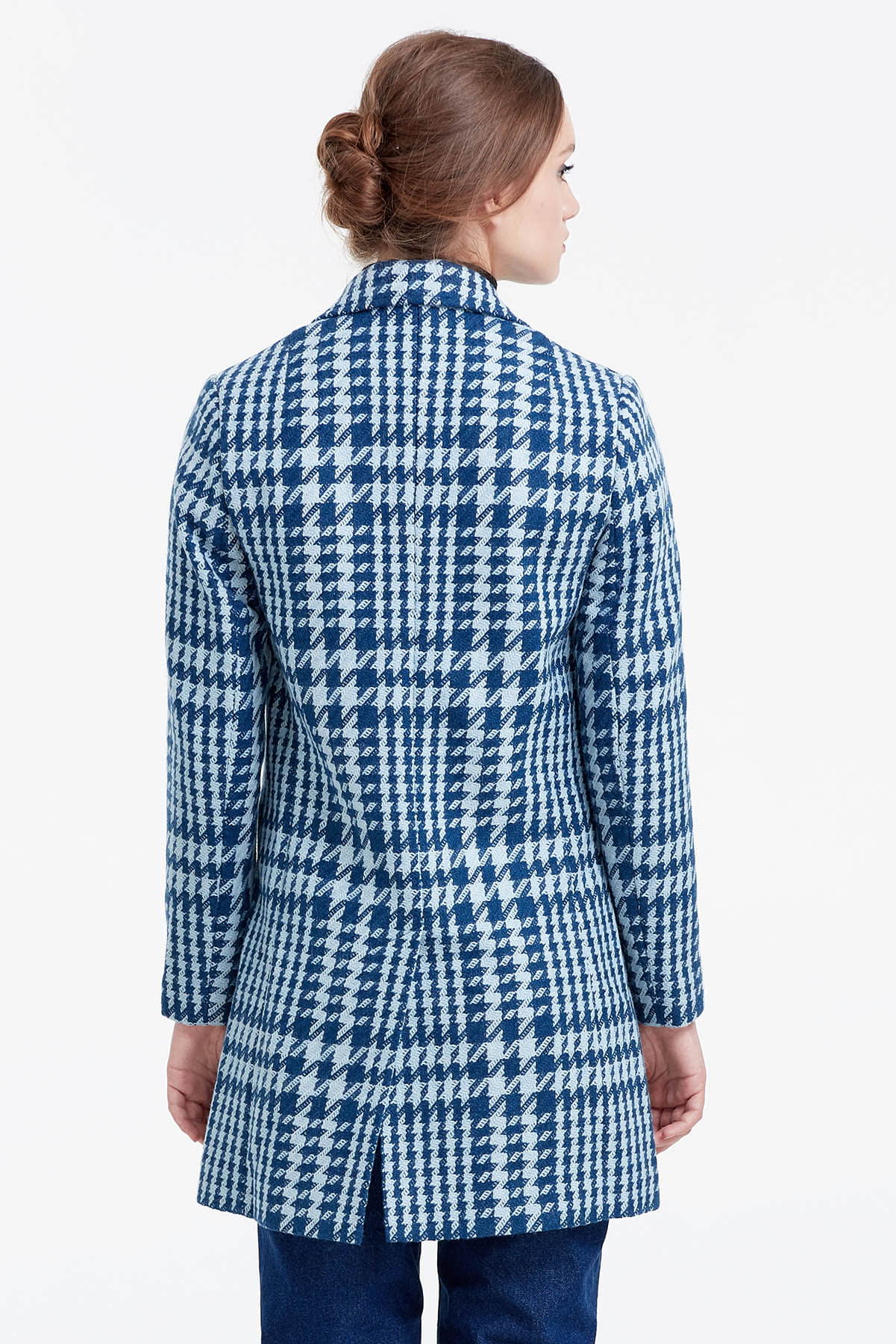 Long double-breasted jacket with a houndstooth print, photo 4