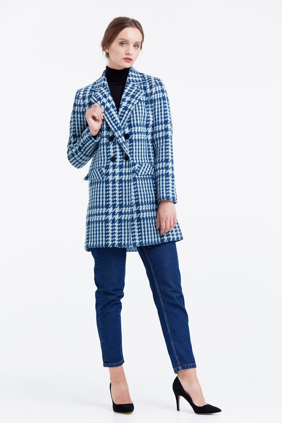 Long double-breasted jacket with a houndstooth print, photo 5