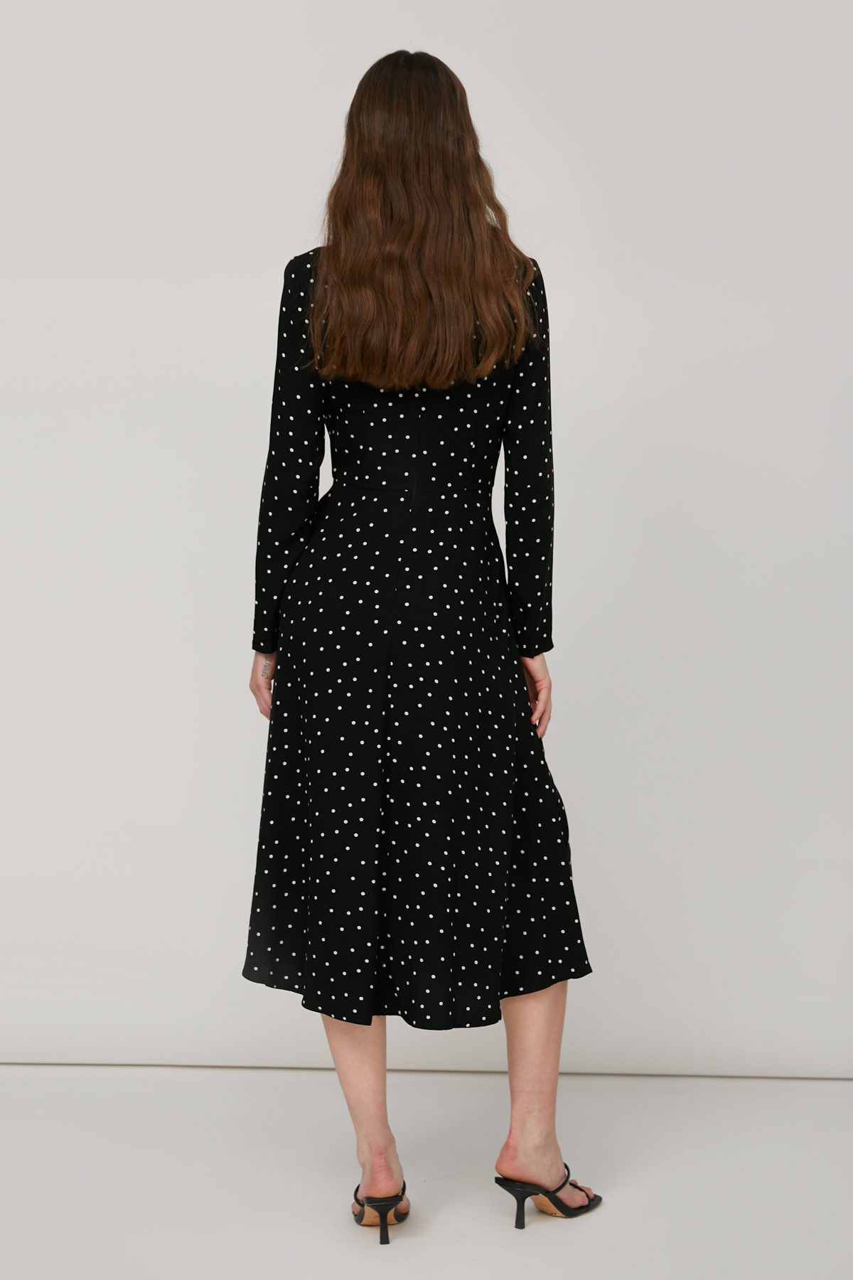 Midi black dress with a white polka dot print , photo 4
