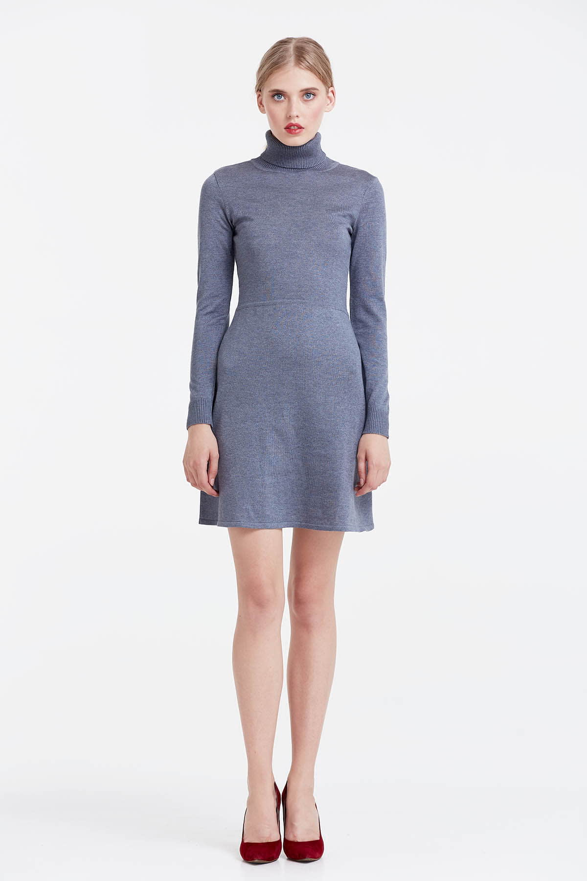 Grey knitted dress , photo 2
