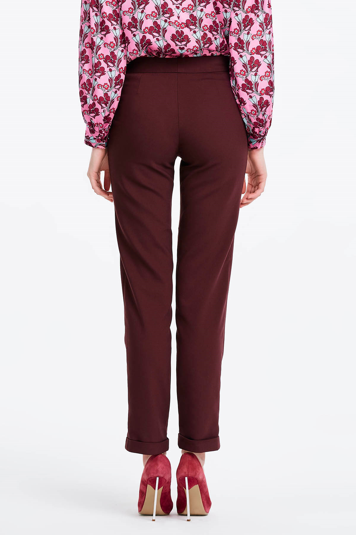 Short burgundy trousers , photo 2