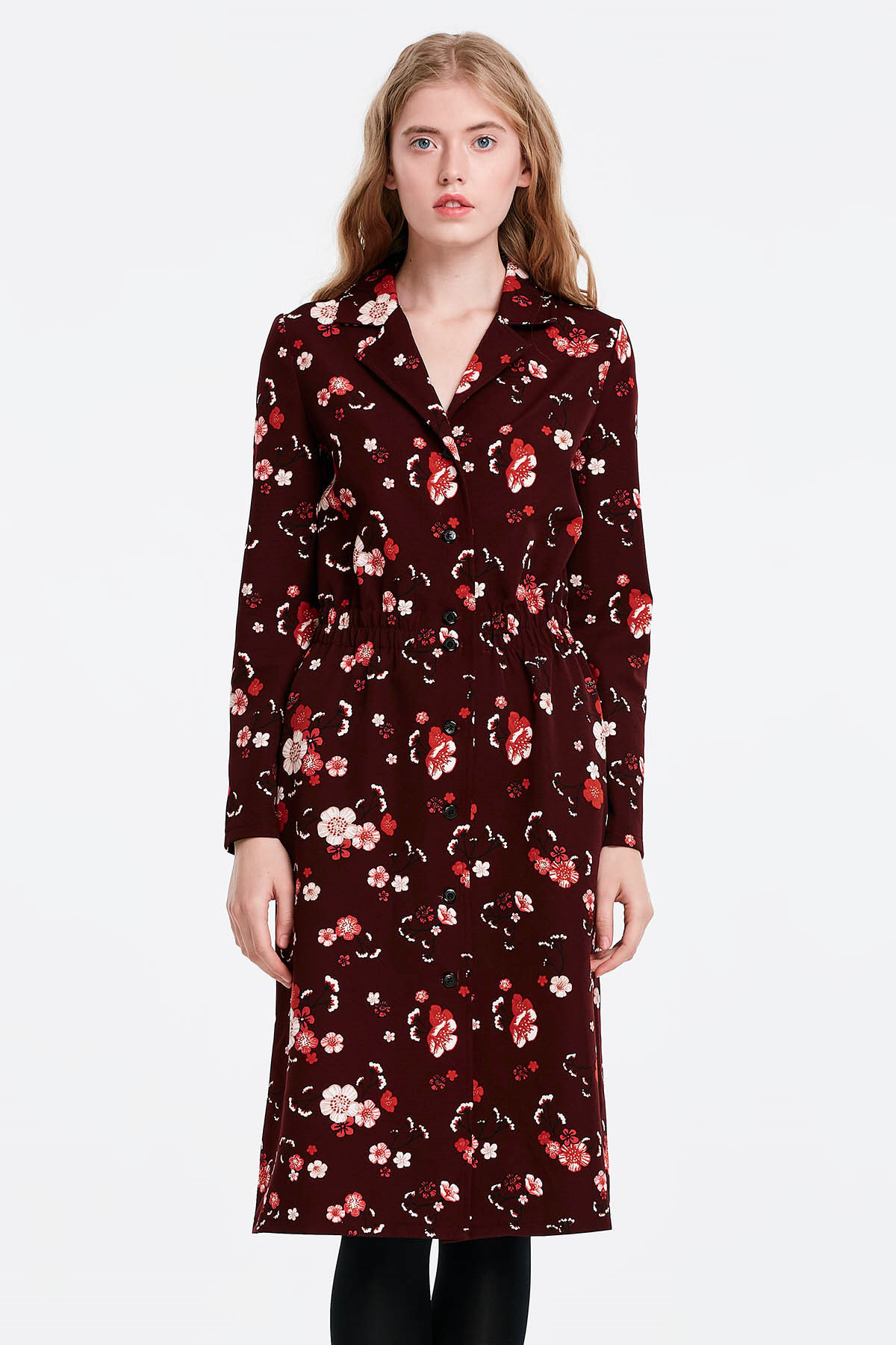 Burgundy dress with a floral print and buttons , photo 1