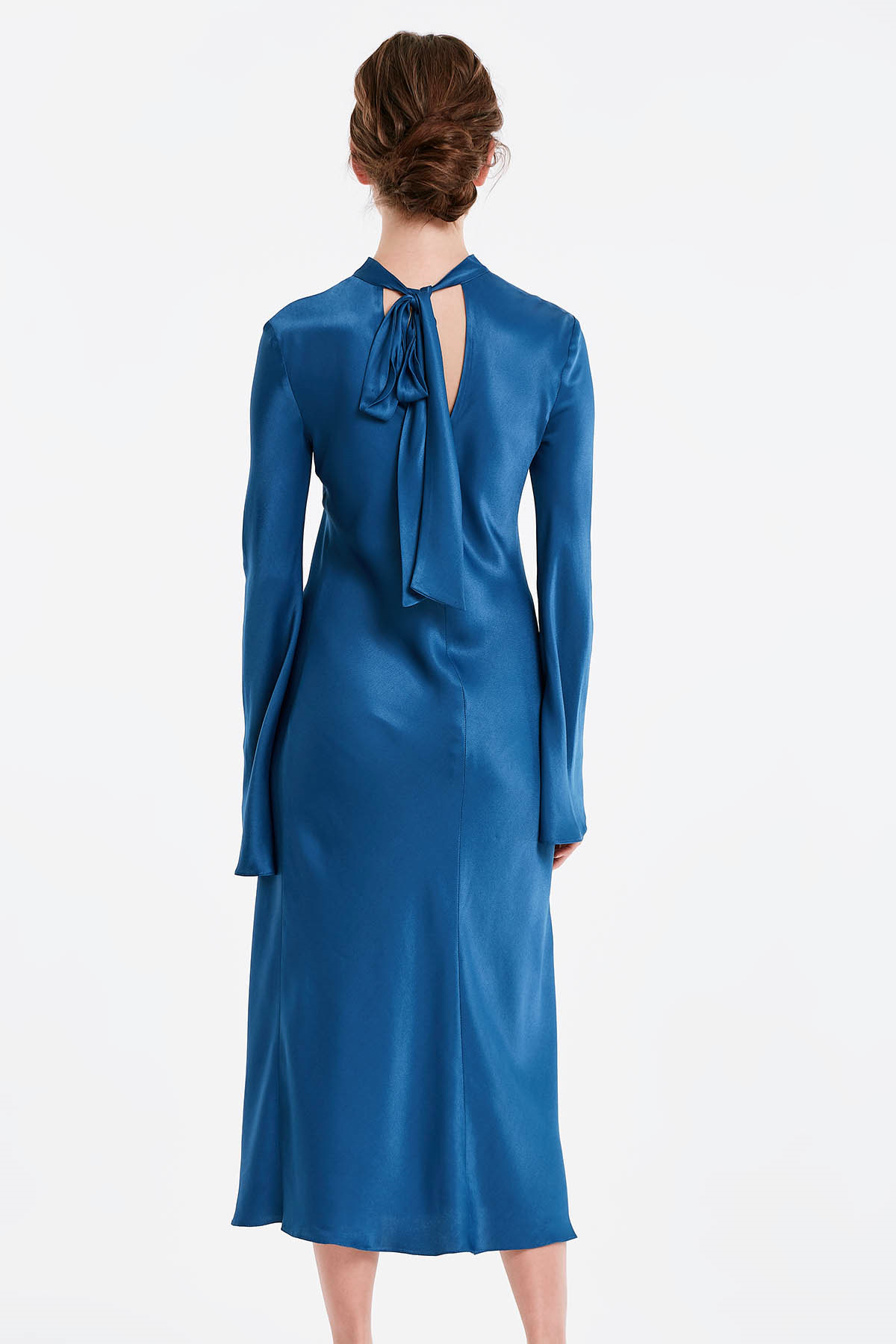 Blue dress with a bow at the back and flared sleeves, photo 3