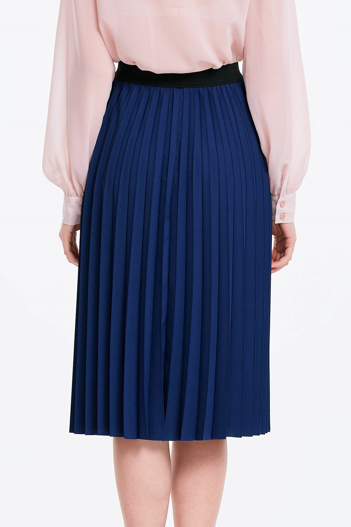 Below the knee pleated blue skirt , photo 1