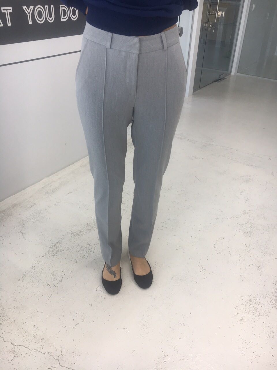 Grey trousers , photo 1