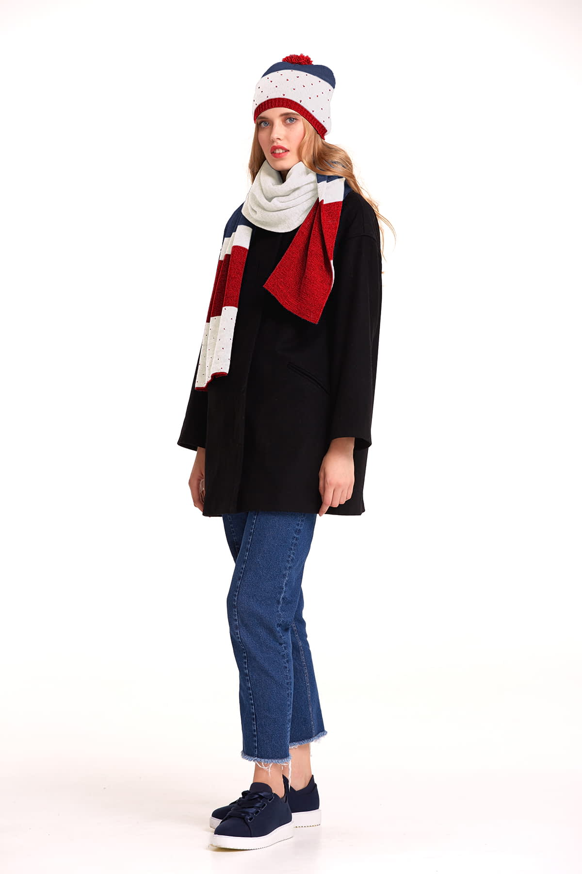 White scarf with red and blue stripes, photo 4