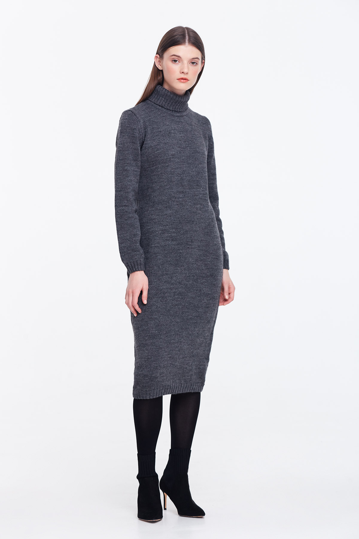 Grey knit dress with a stand up collar, photo 3