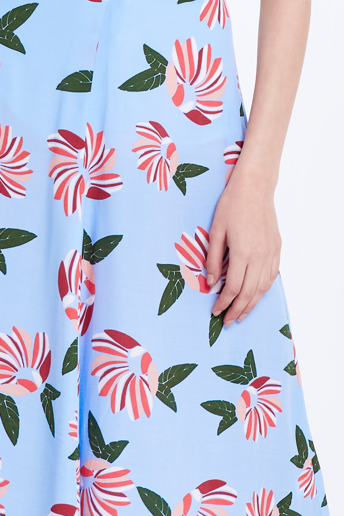 Midi blue skirt with a floral print , photo 2