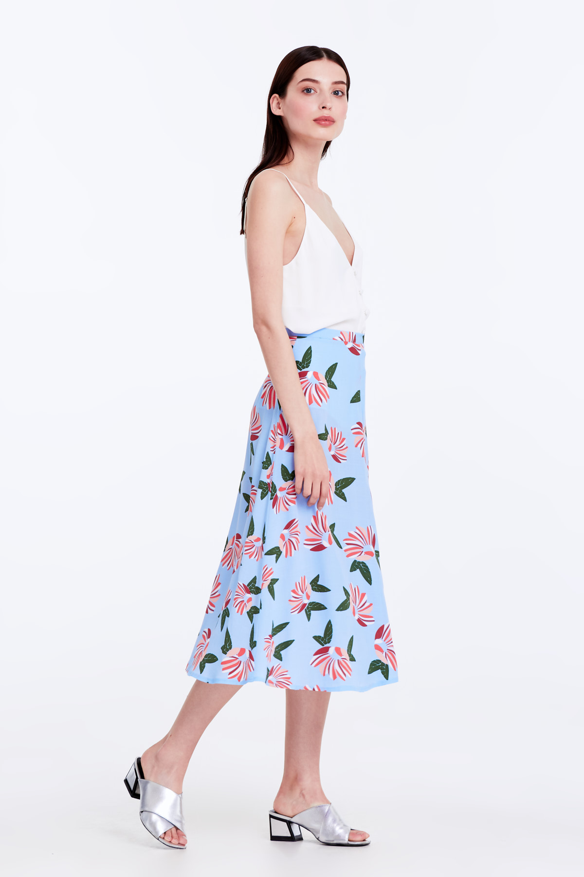 Midi blue skirt with a floral print , photo 5
