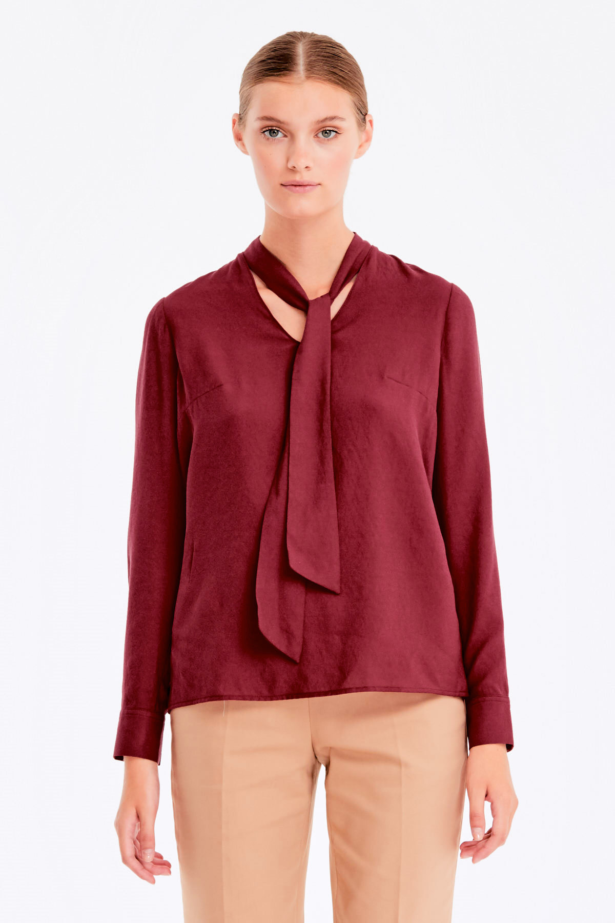 Burgundy blouse with ties, photo 2