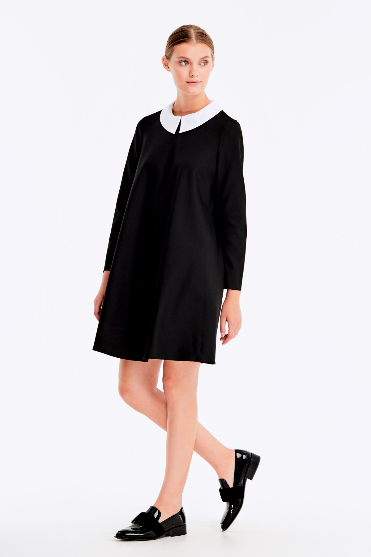 Loose-fitting black dress with a white collar , photo 6