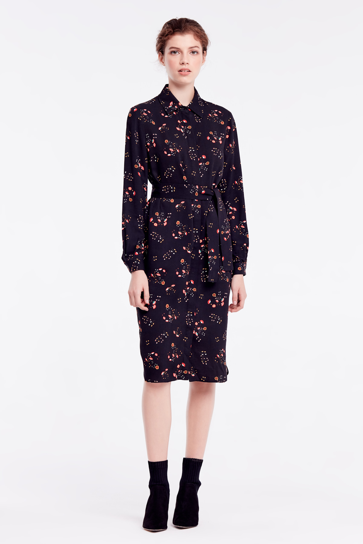 Black floral dress with a concealed placket, photo 3
