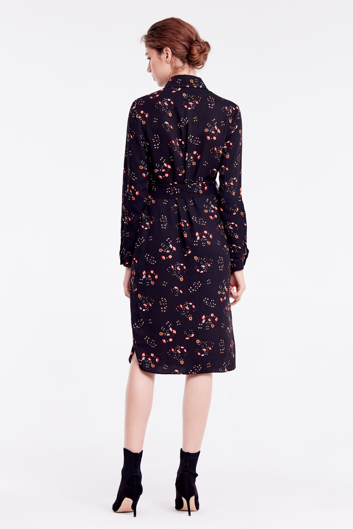 Black floral dress with a concealed placket, photo 6
