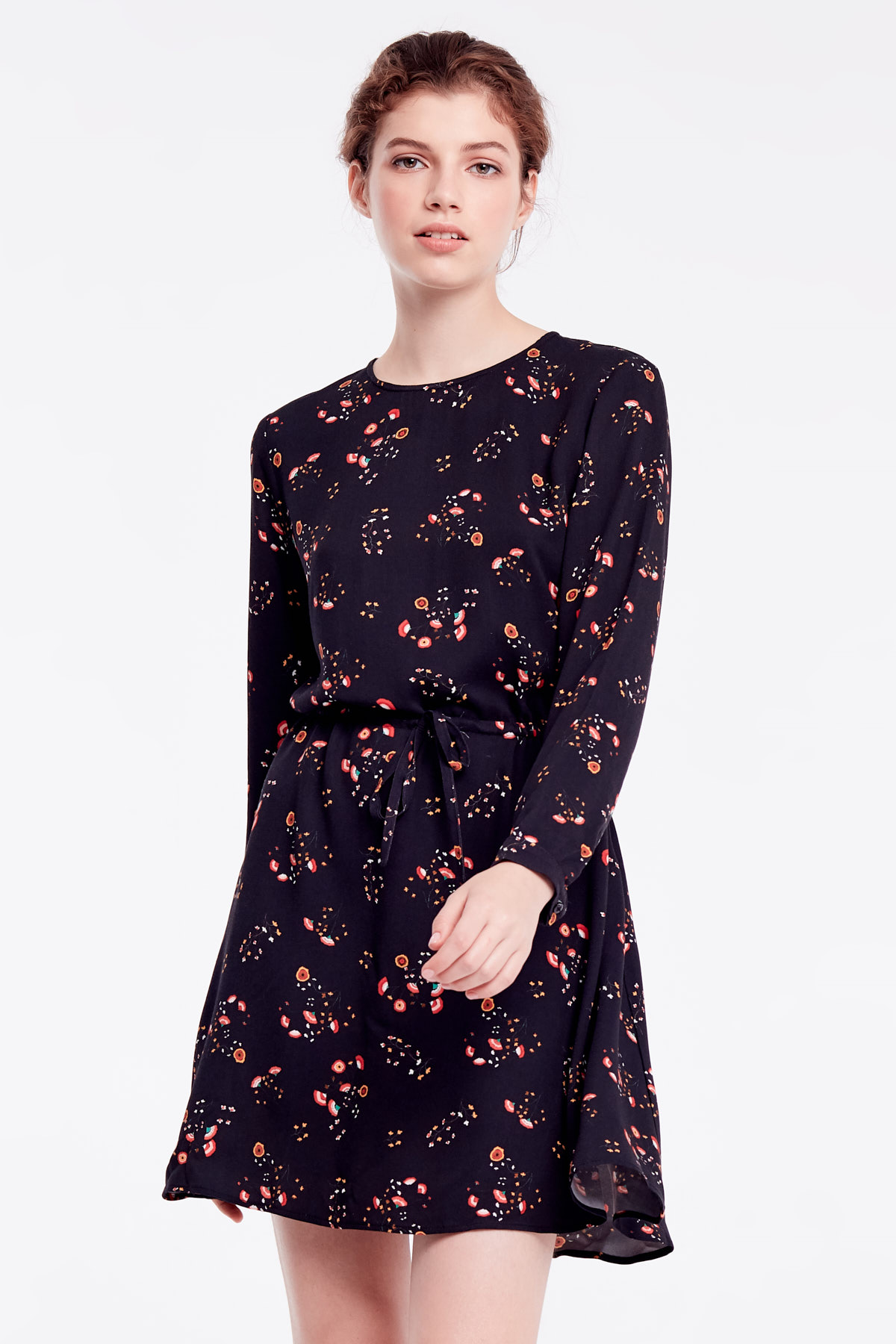 Black floral dress with straps on waist, photo 1