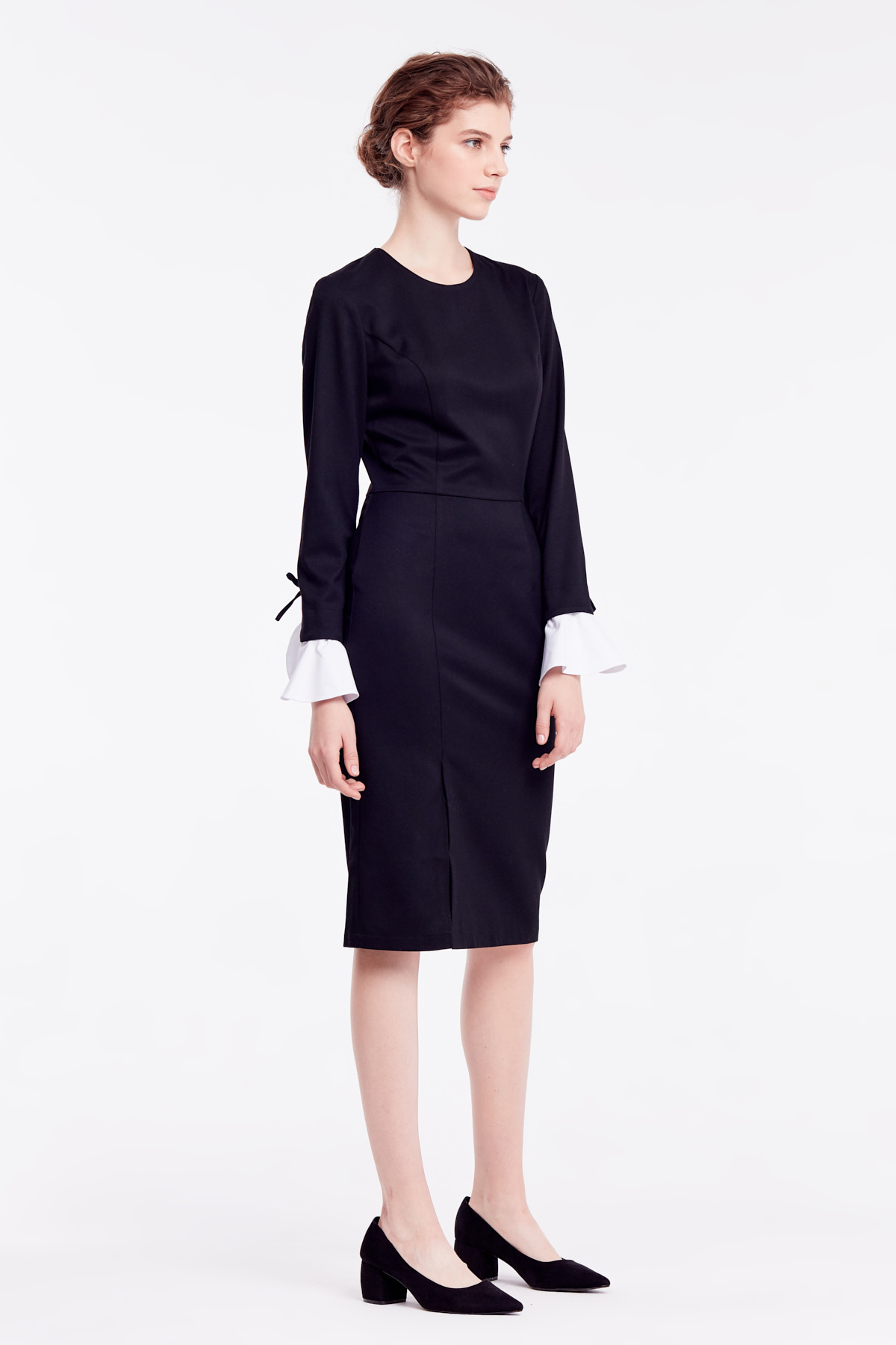 Black column dress with white cuffs on sleeves, photo 5
