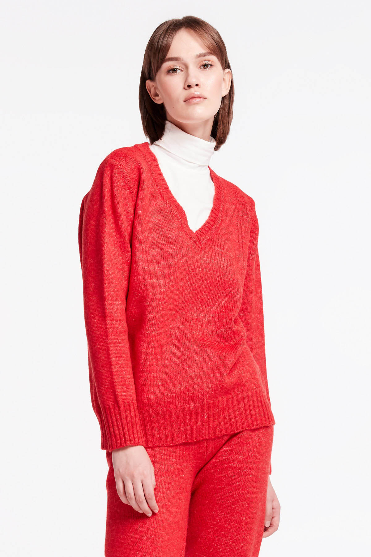 Червоний светр з V-подібним вирізом, фото 1