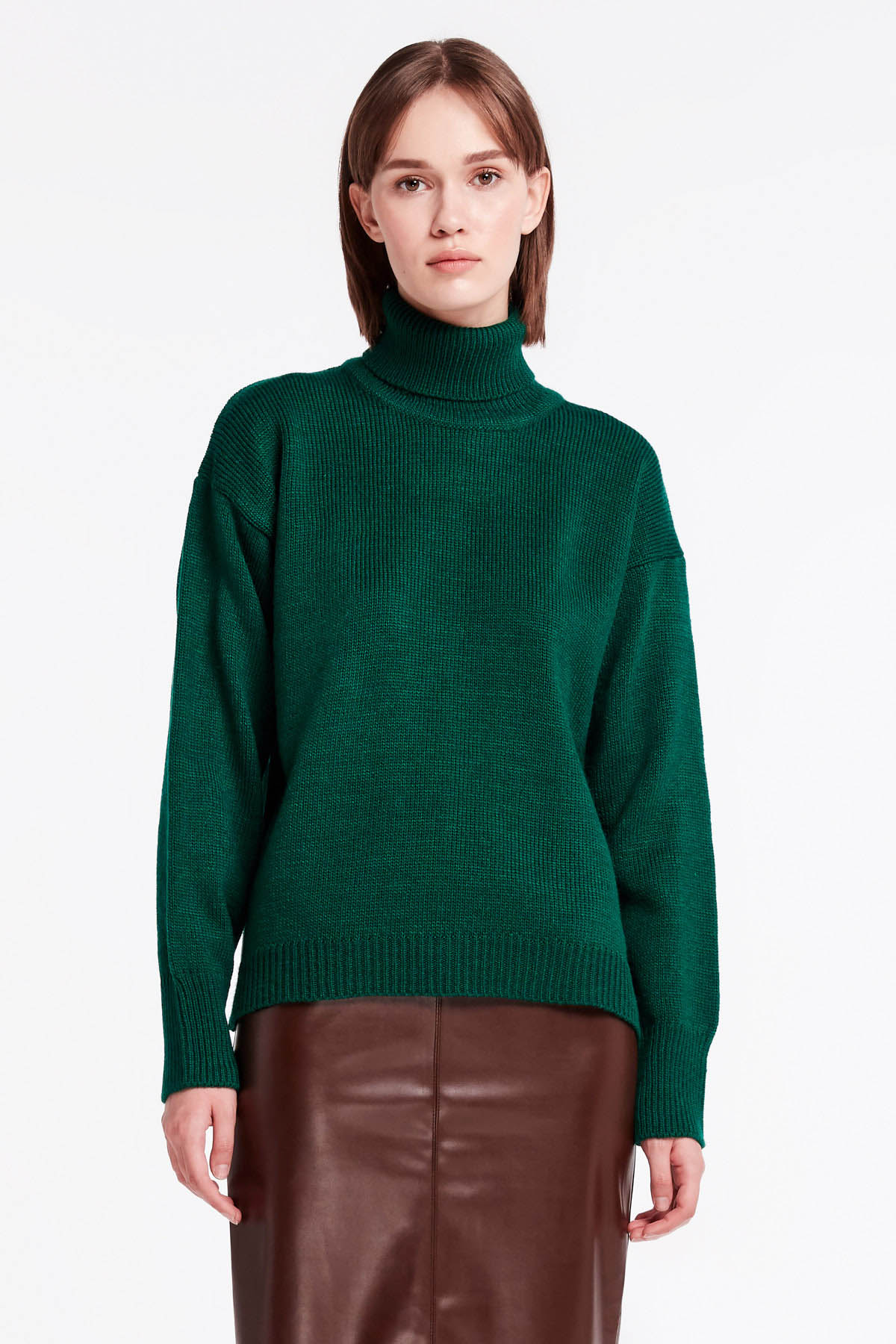 Green knit polo neck sweater, photo 1