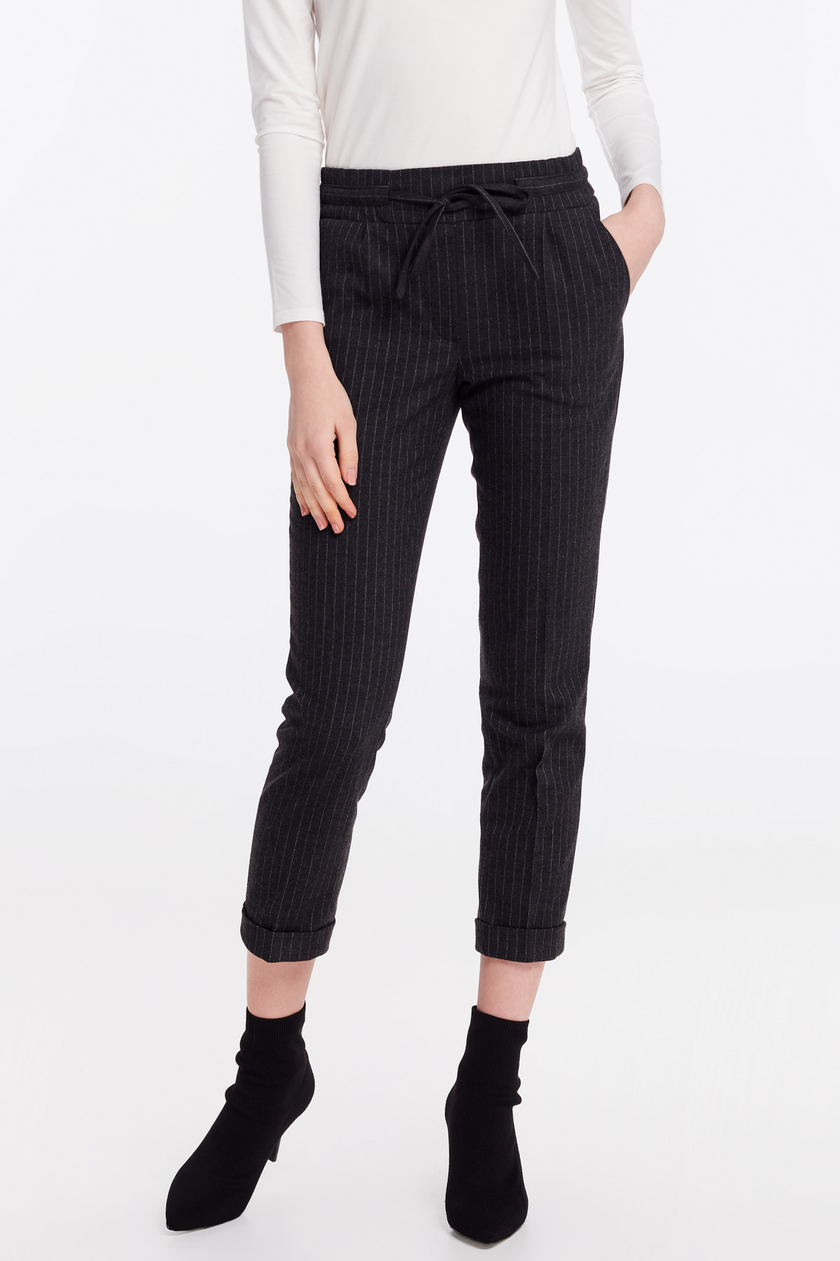 Grey striped pants with an elastic band, photo 1