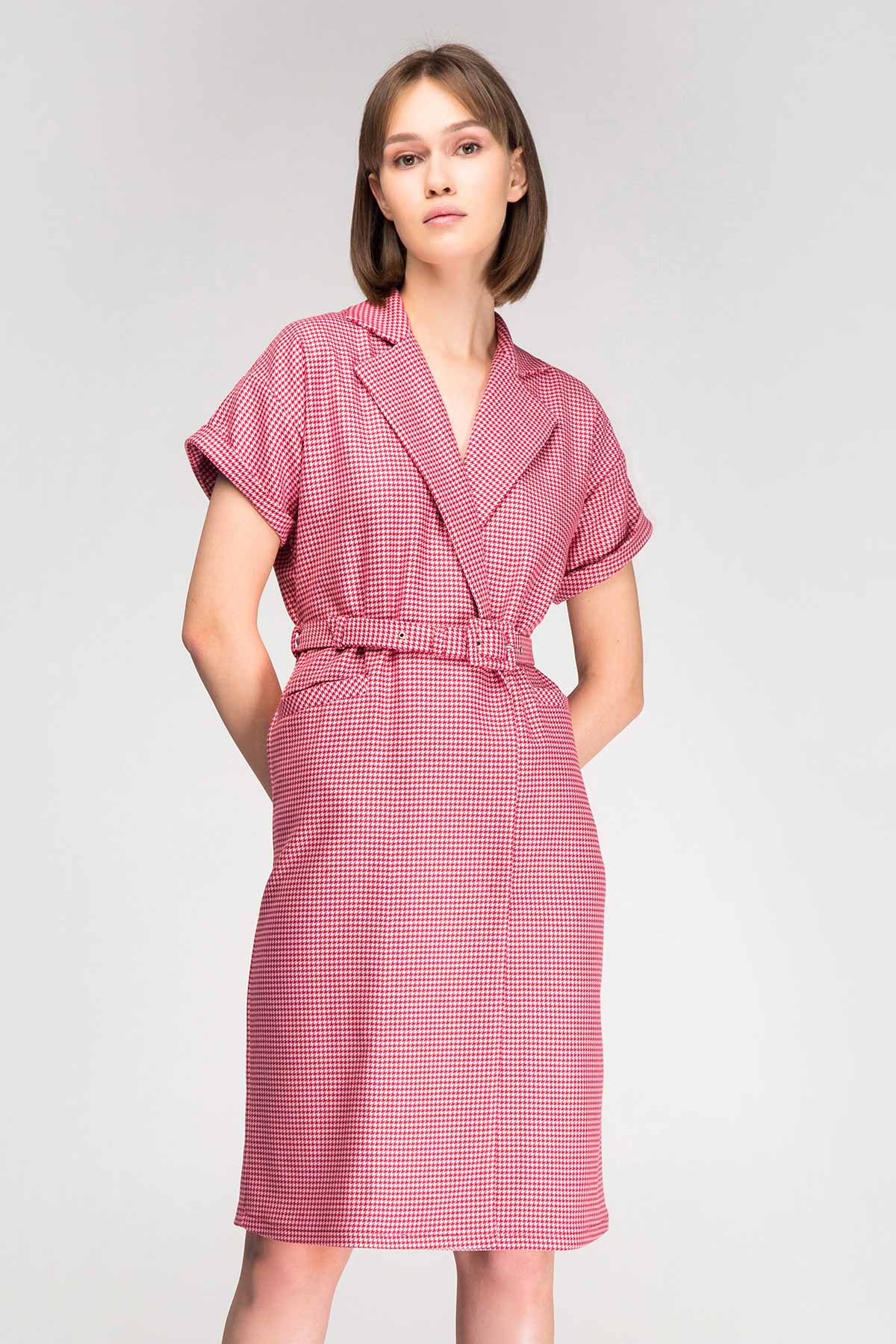 Pink-red houndstooth wrap dress with a waist, photo 9