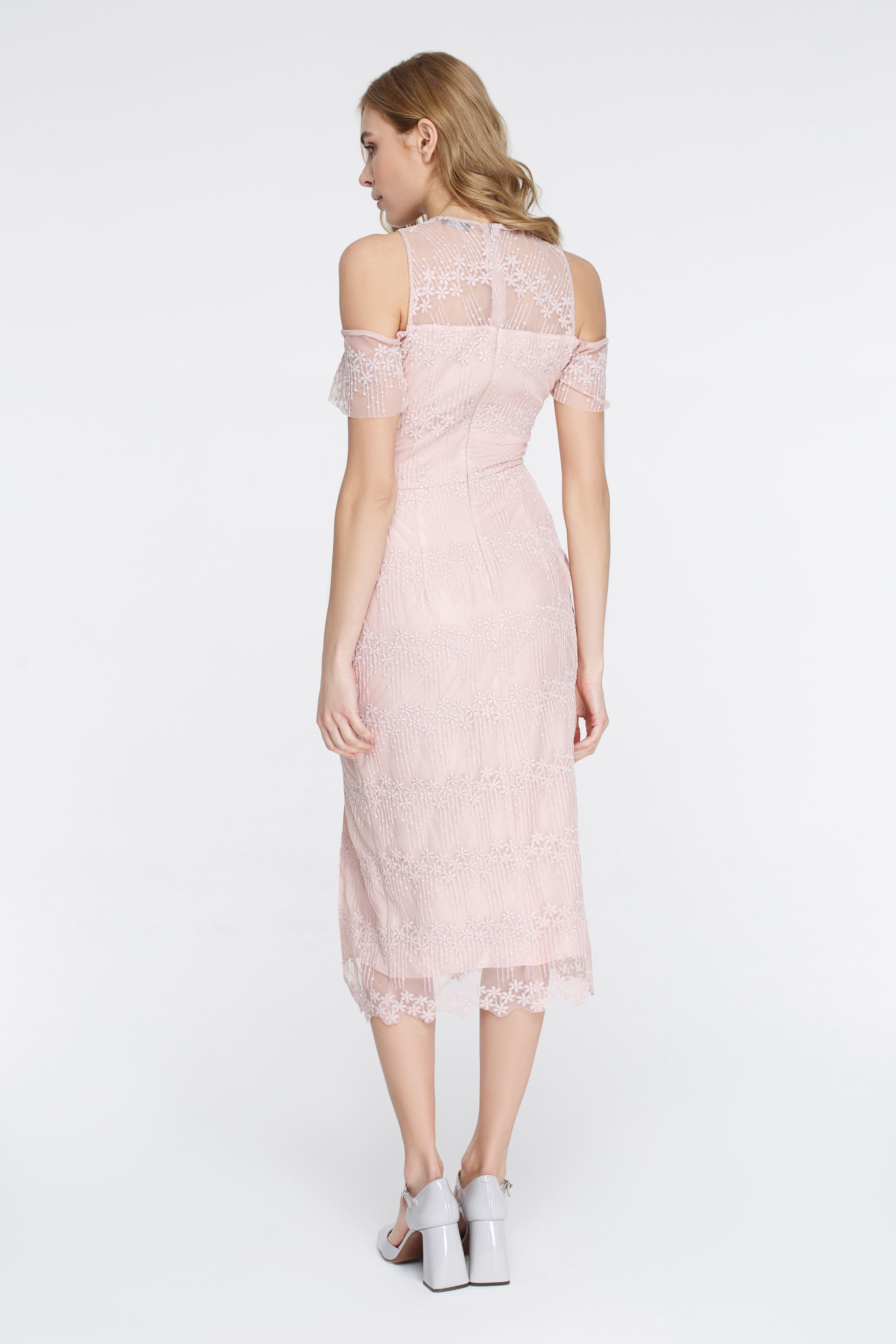 Powdery lace dress with open shoulders, photo 6