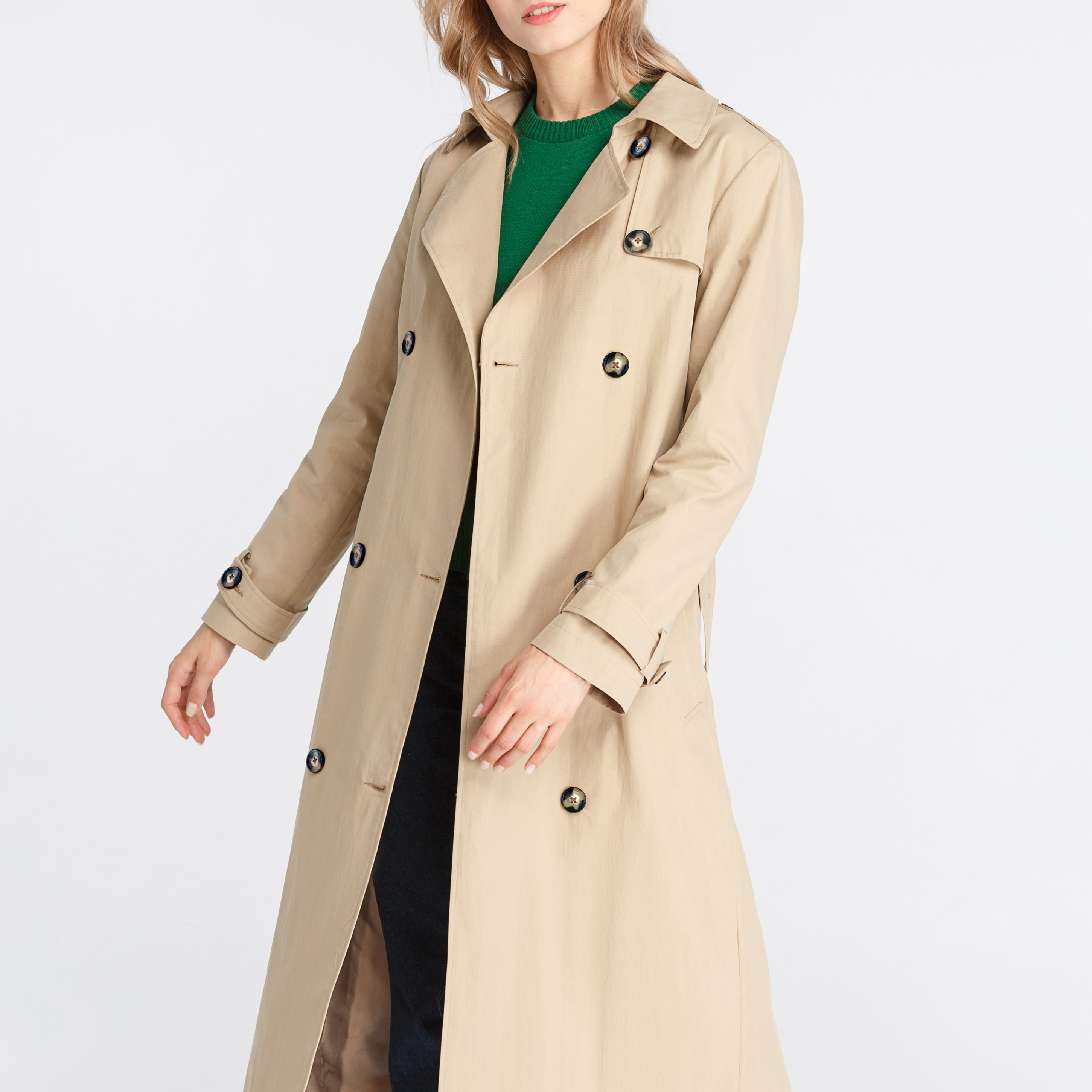 Beige trench with horn buttons, photo 5