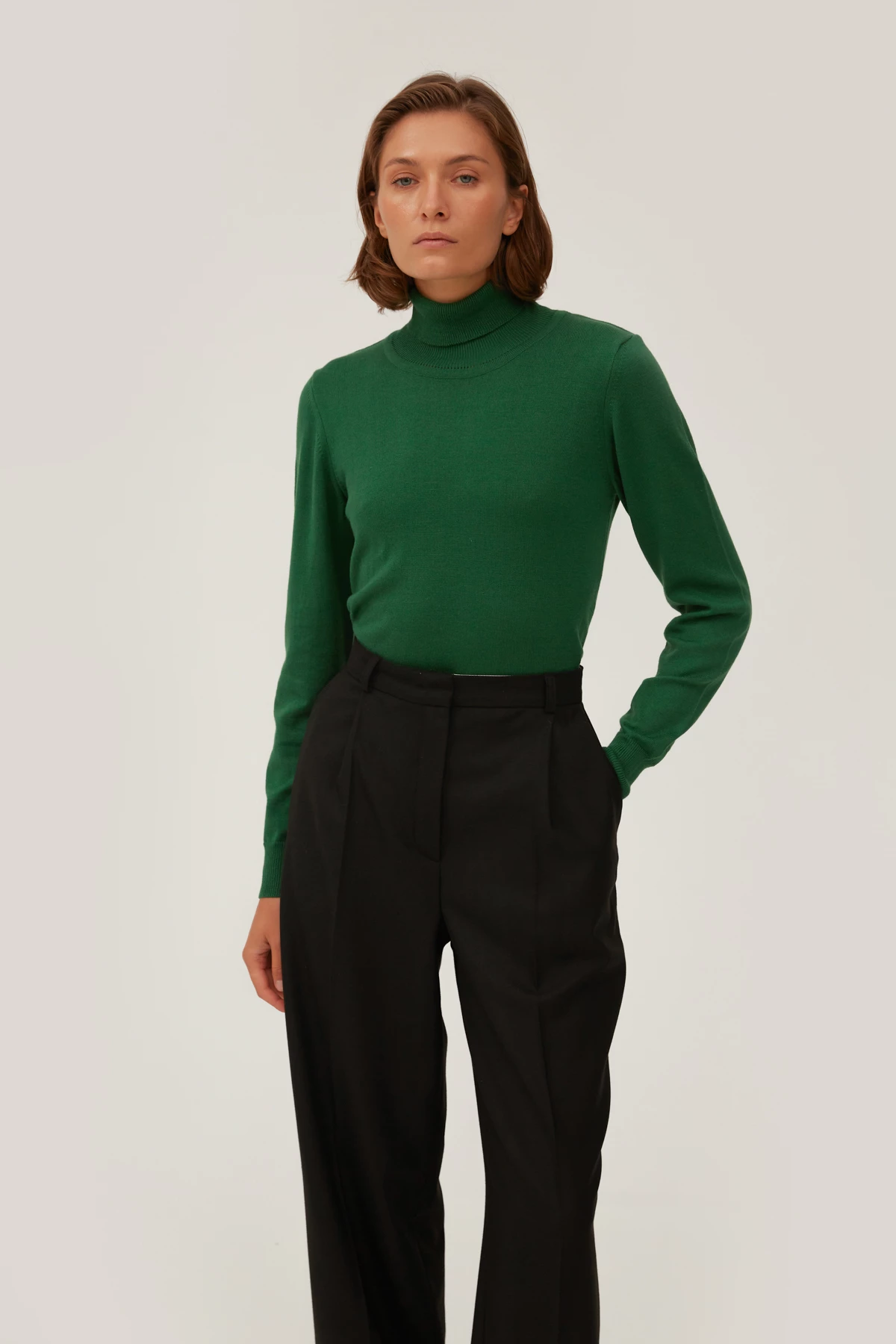 Green turtleneck with cotton, photo 1