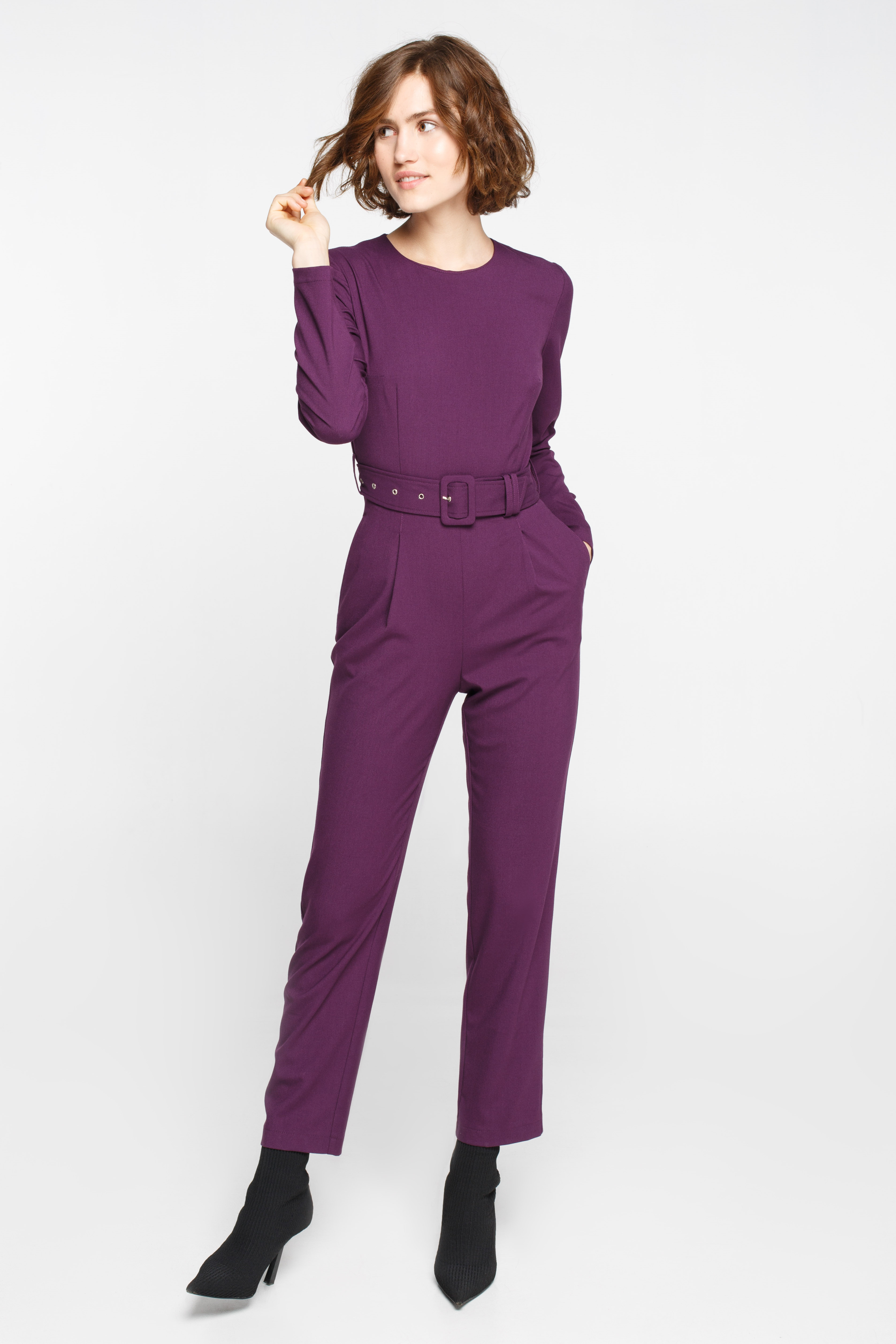 Purple jumpsuit with long sleeves and a belt, photo 1