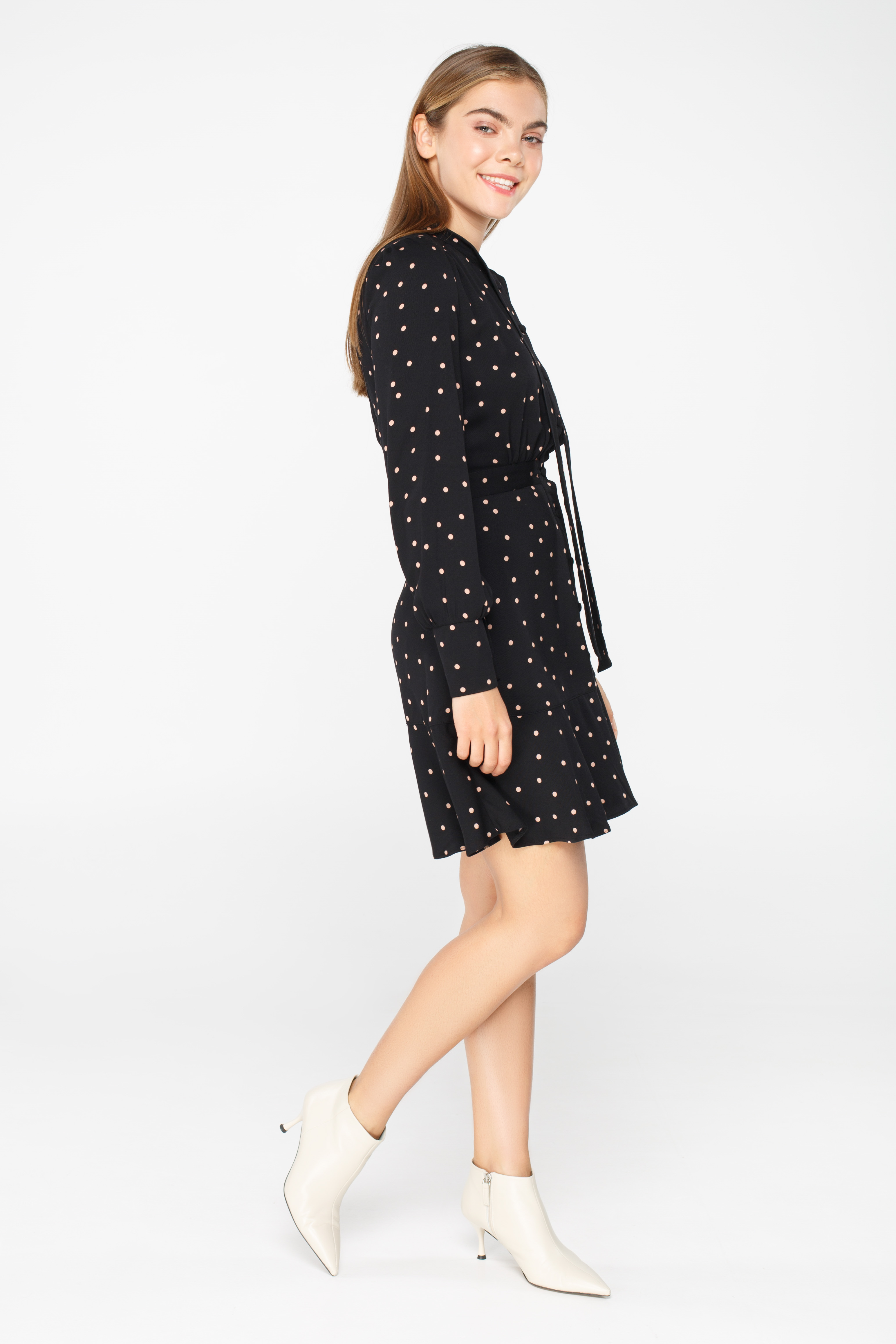 Black polka dot dress above the knee, photo 4