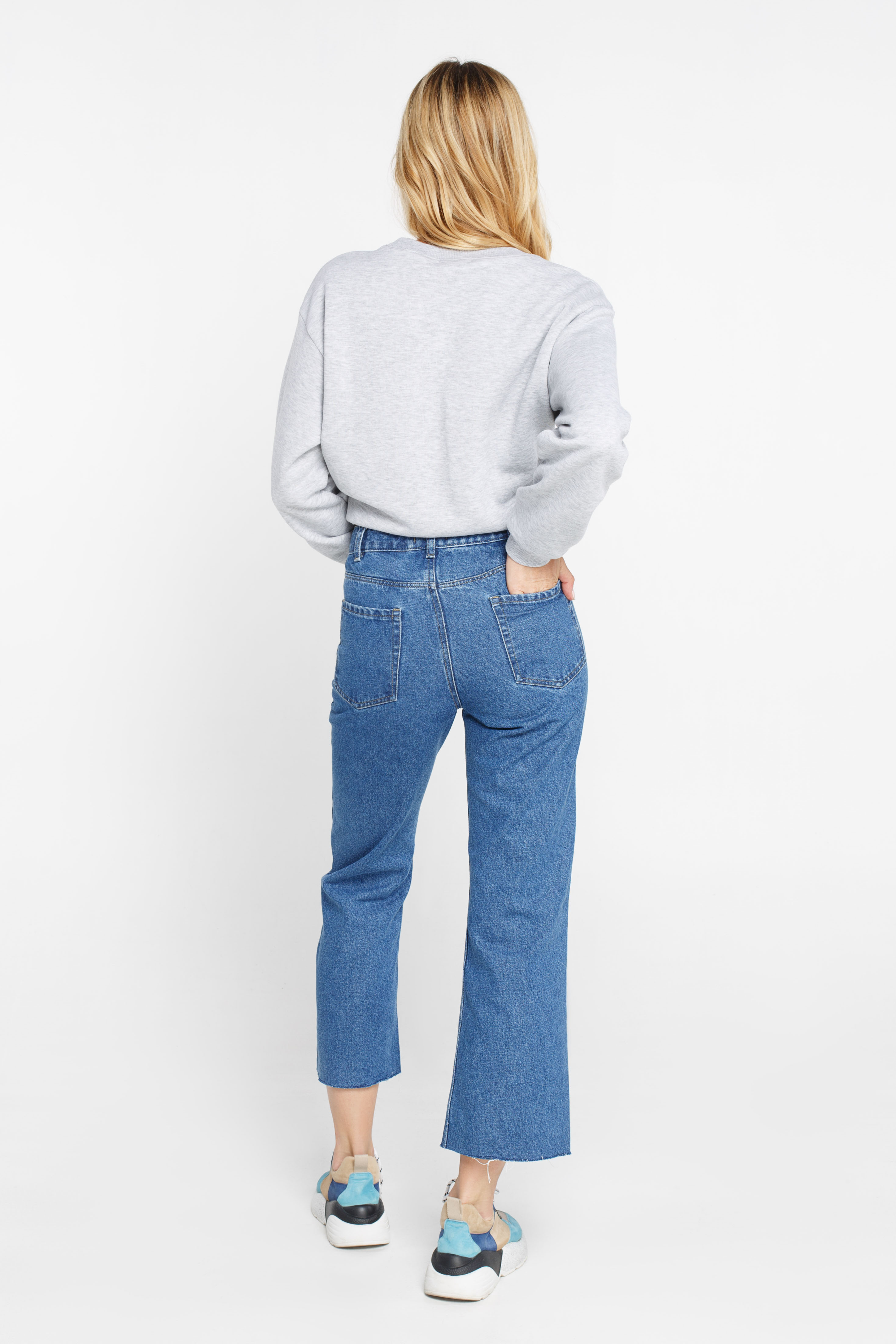 Blue culotte jeans with frayed hems, photo 3