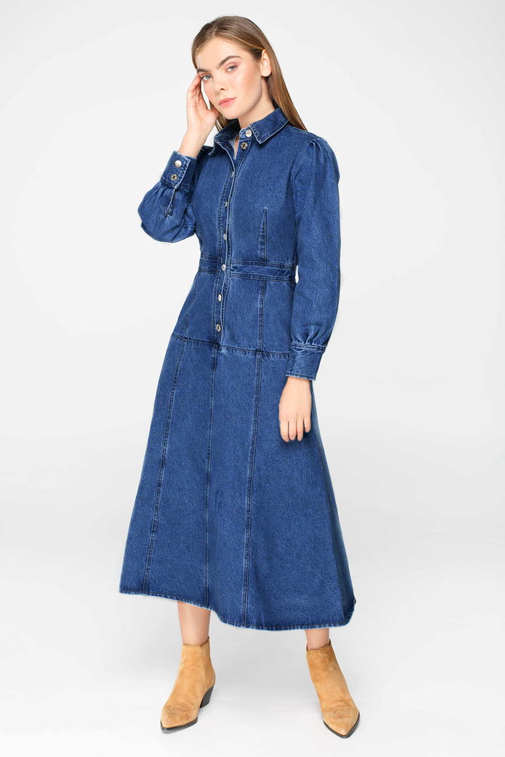 Blue denim buttoned midi dress with long sleeves , photo 1