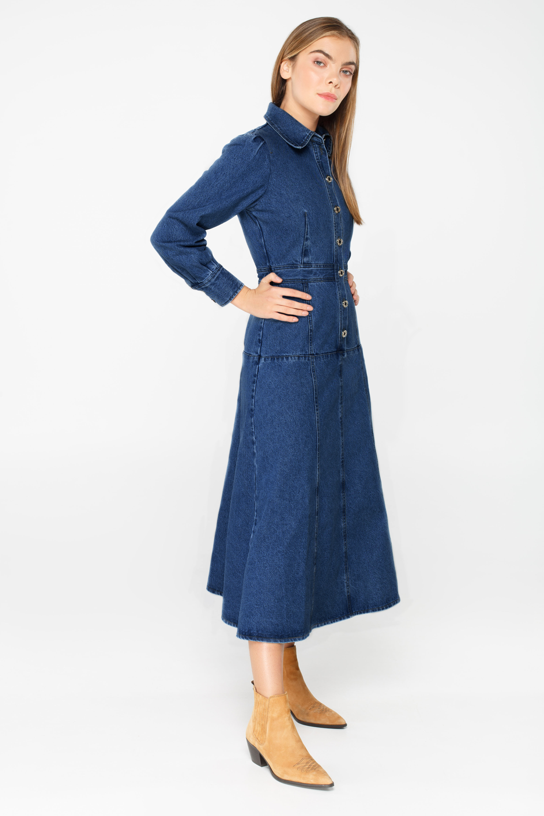 Blue denim buttoned midi dress with long sleeves , photo 3
