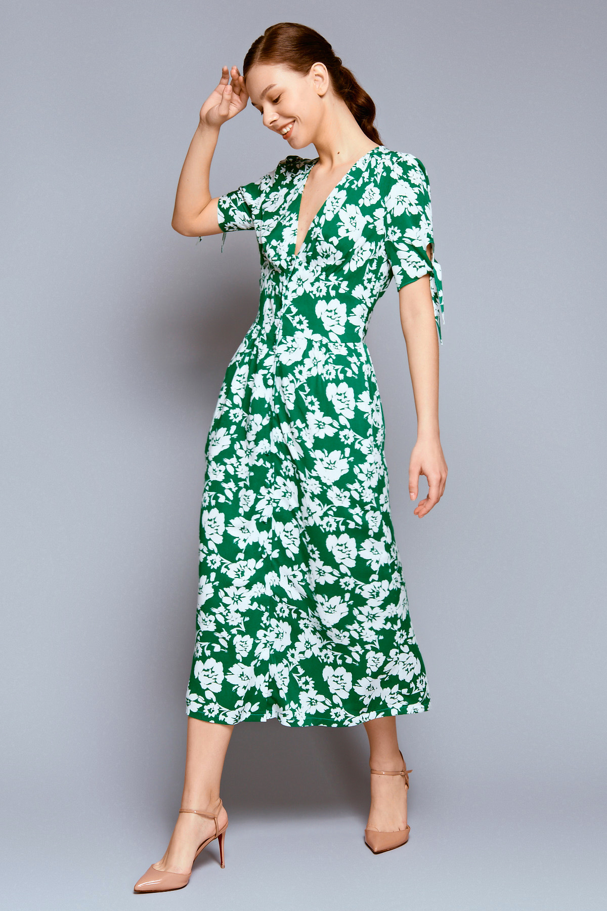 Green midi dress with «white flowers» print and V-neckline, photo 2