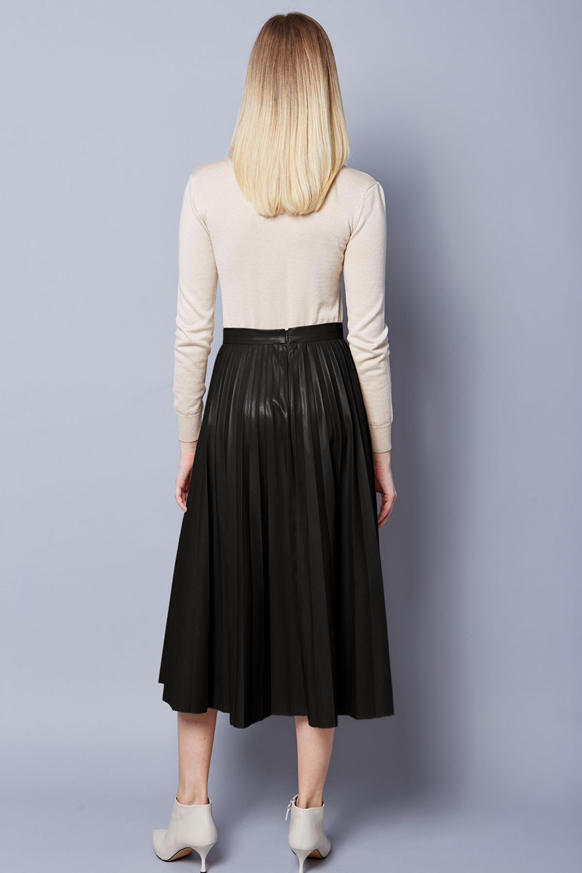 Black eco leather pleated midi skirt, photo 4