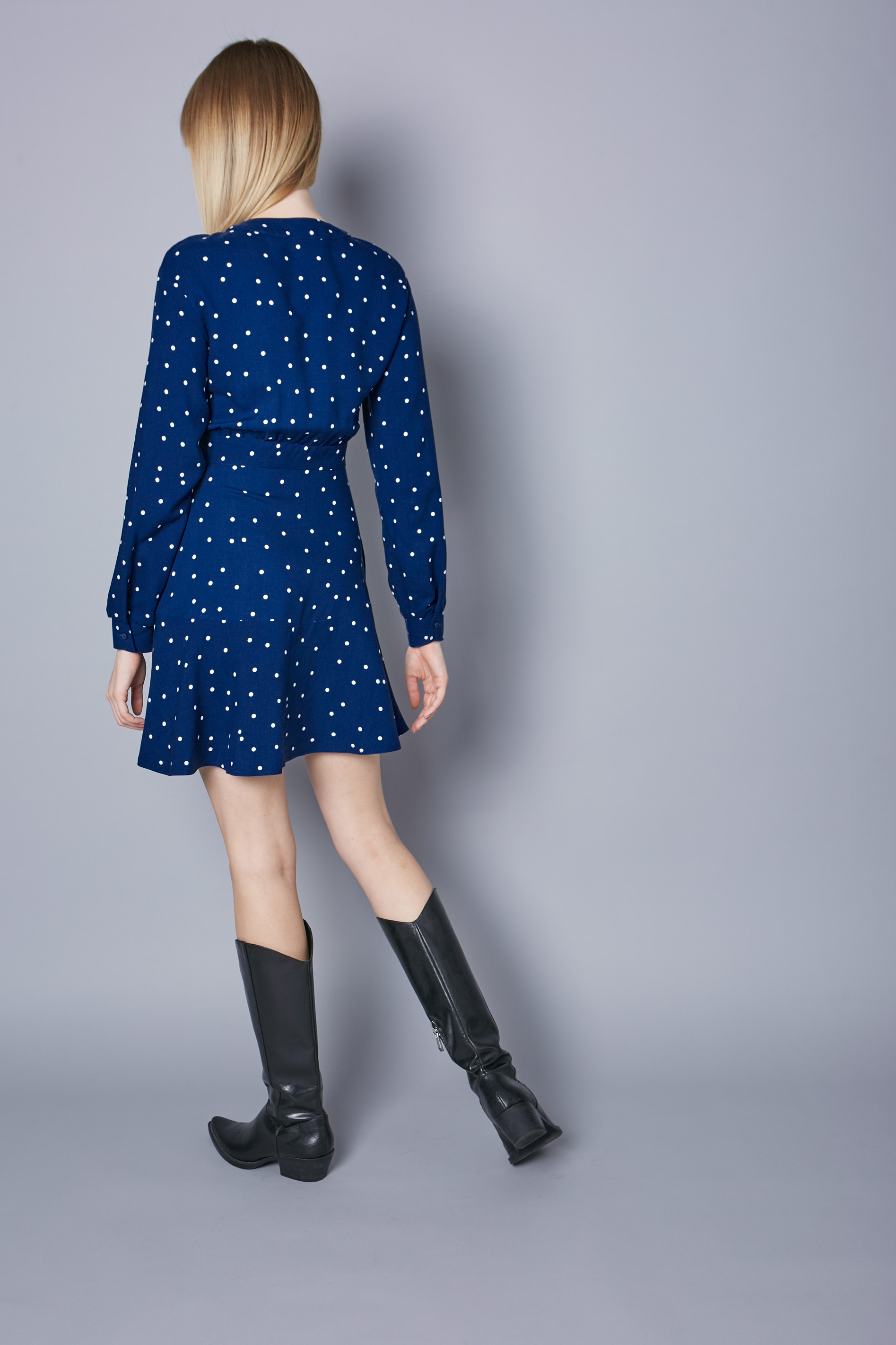 Short blue viscose dress with white polka dots, photo 3