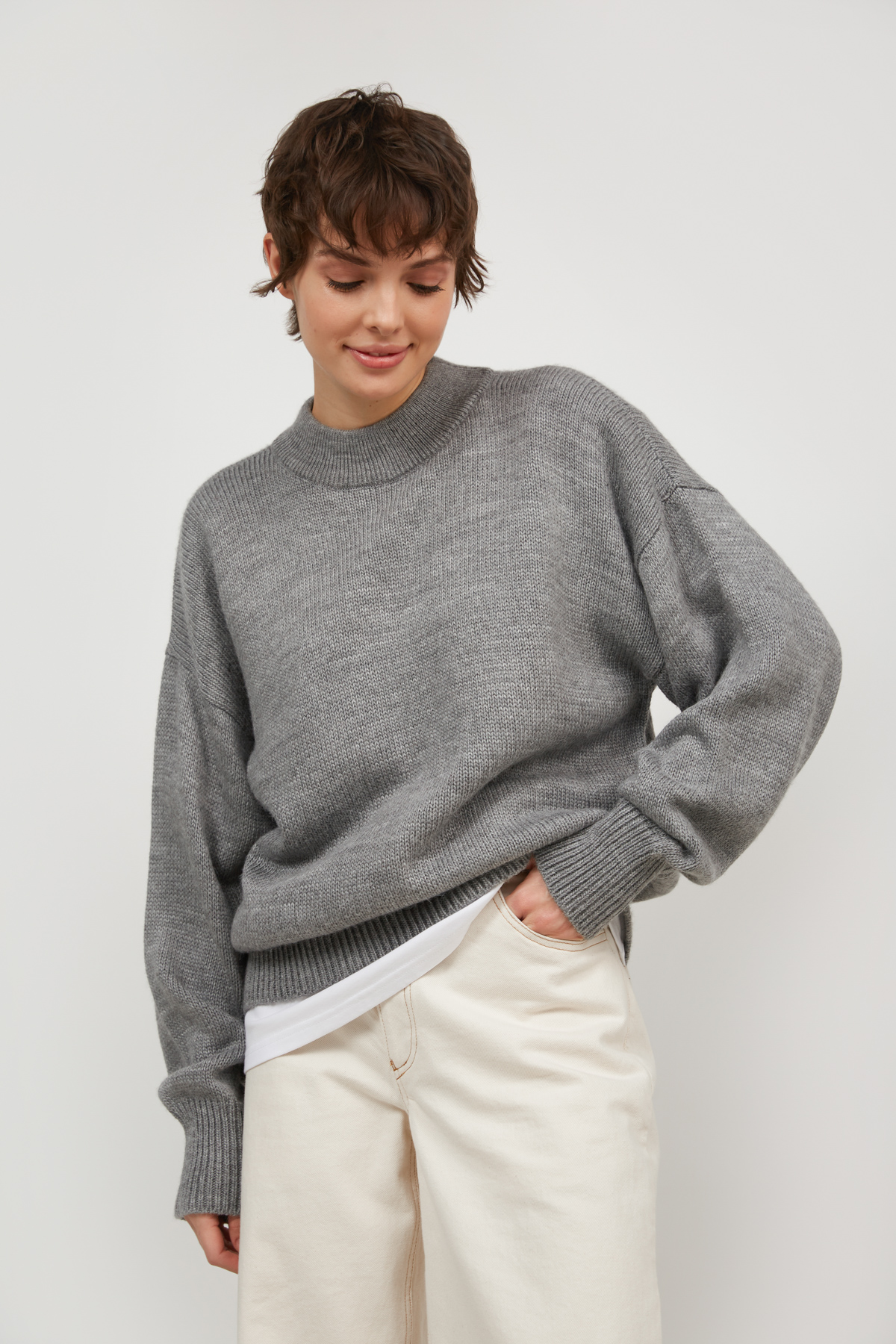 Gray knit sweater, photo 3