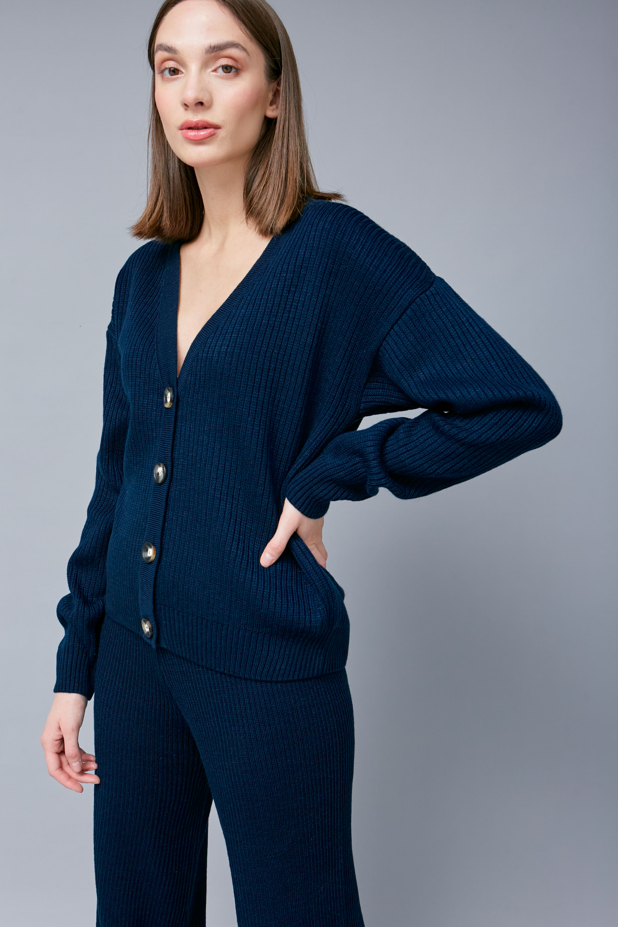 Blue knit cardigan with buttons, photo 1