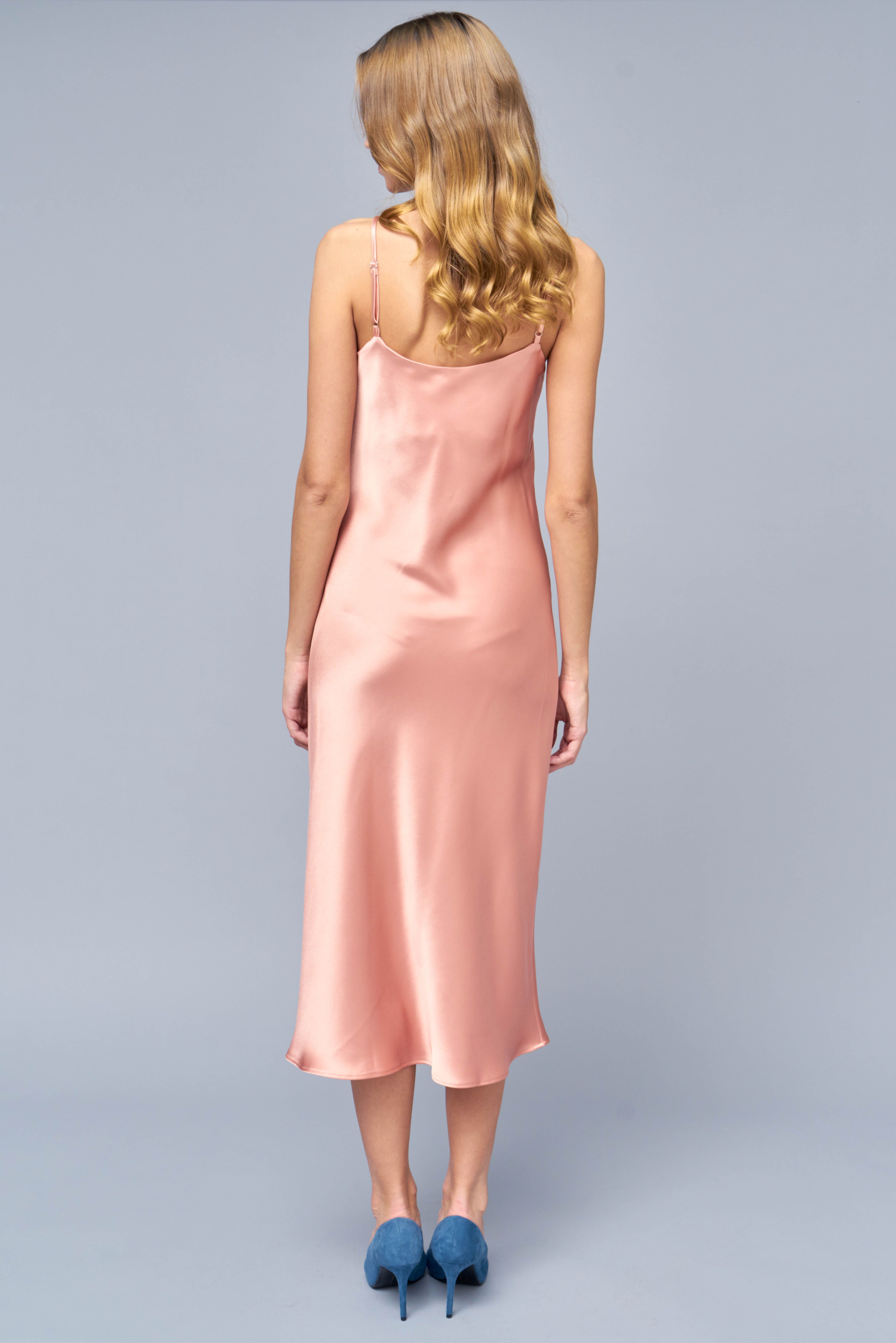 Сатинова сукня-комбінація пудрового кольору, фото 4