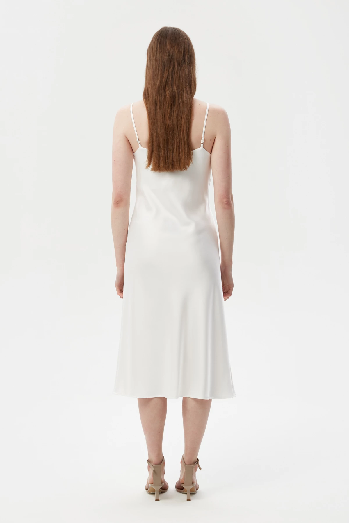 White slip dress with dense satin , photo 3