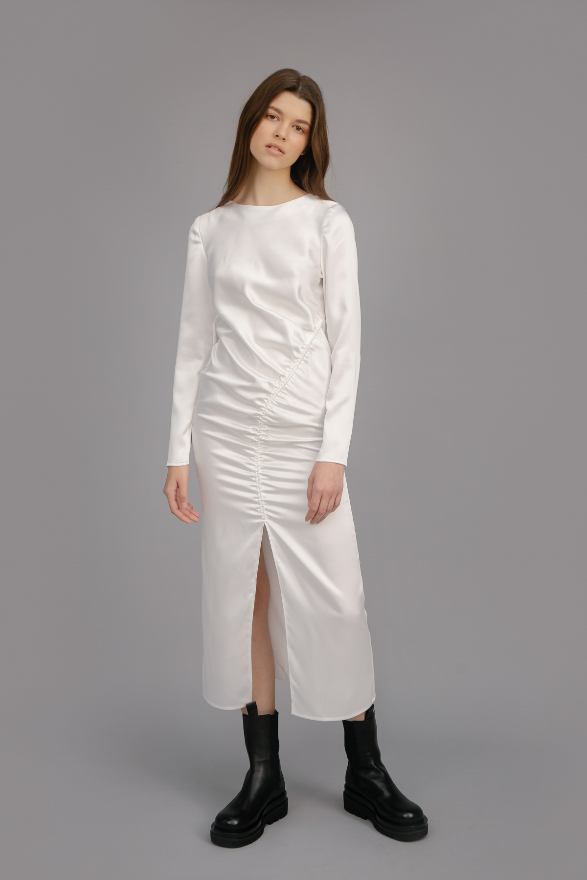 Сукня з асиметричним драпуванням зі щільного сатину, фото 6