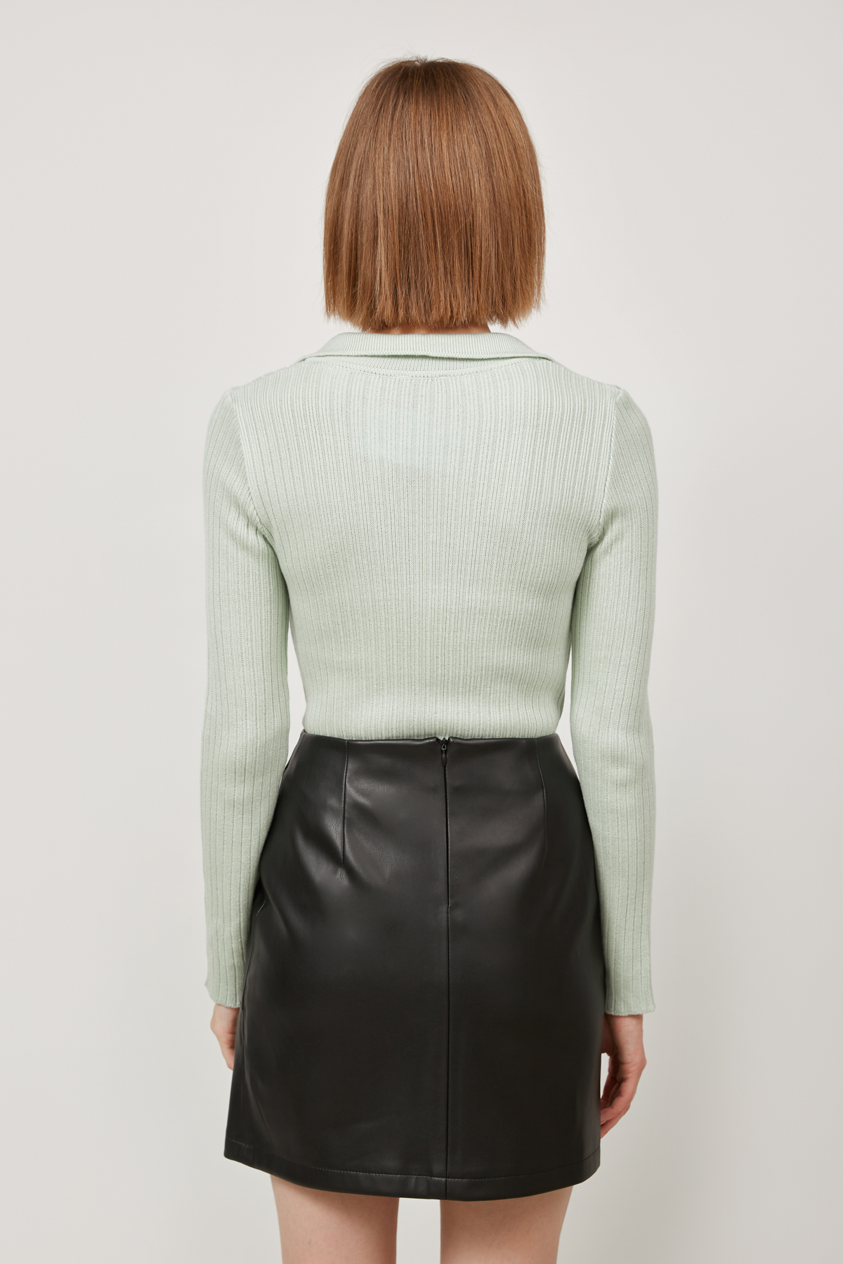 Mint jumper with a collar, photo 3