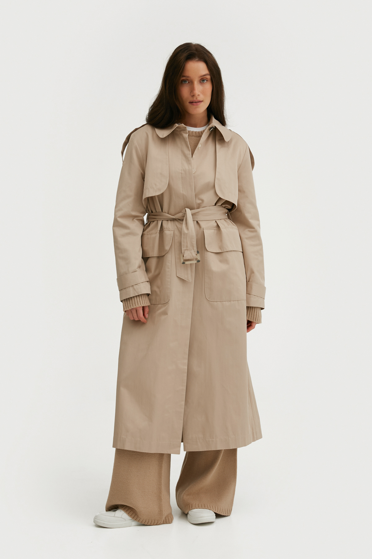 Beige trench coat with a straight silhouette, photo 2