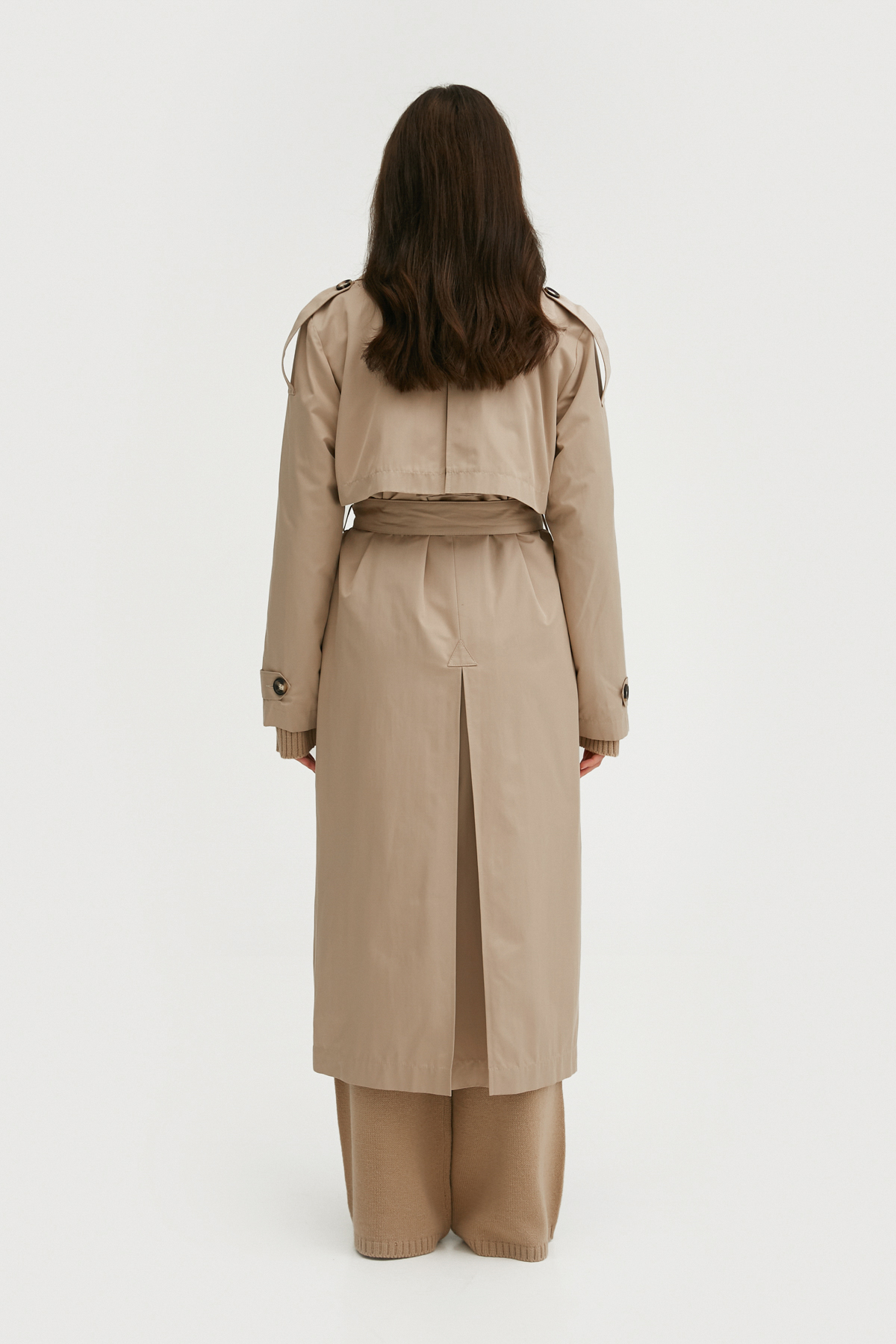 Beige trench coat with a straight silhouette, photo 5