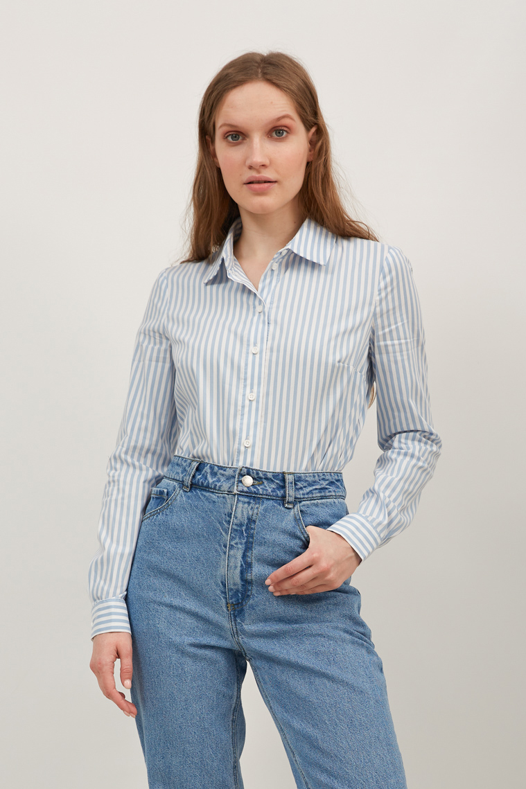 White straight cut shirt with blue stripes, photo 1