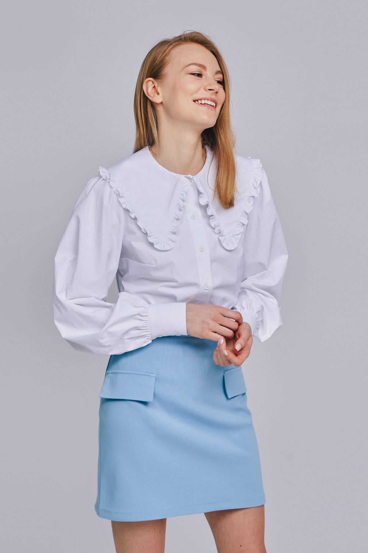 Short blue skirt with a high waist , photo 2