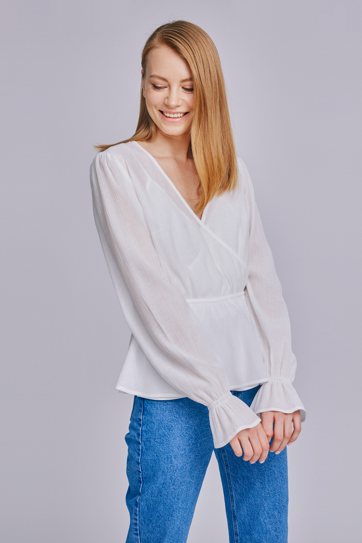 White chiffon blouse with a lining T-shirt , photo 1