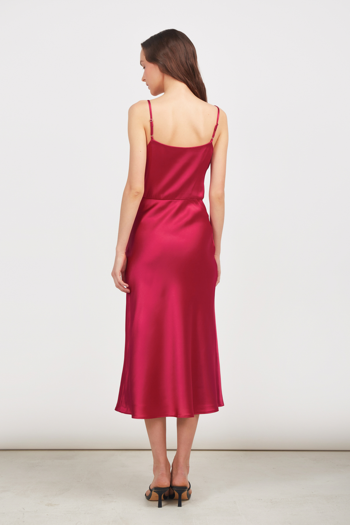 Платье-комбинация с провисанием в области декольте темно-розового цвета, фото 4
