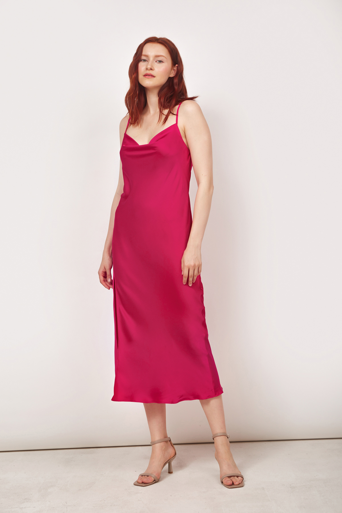 Сатинова сукня-комбінація кольору фуксія, фото 2