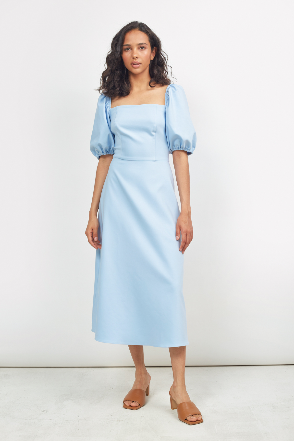Сукня міді блакитного кольору з рукавом "ліхтариком", фото 2