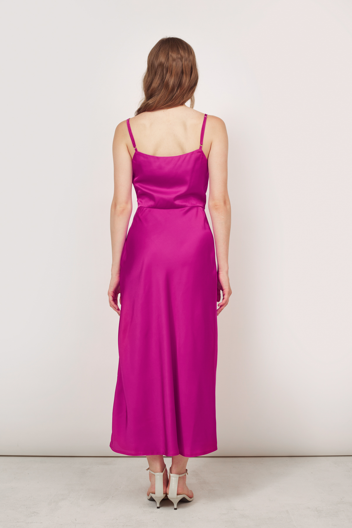 Сукня-комбінація з провисанням в області декольте кольору фуксії, фото 3